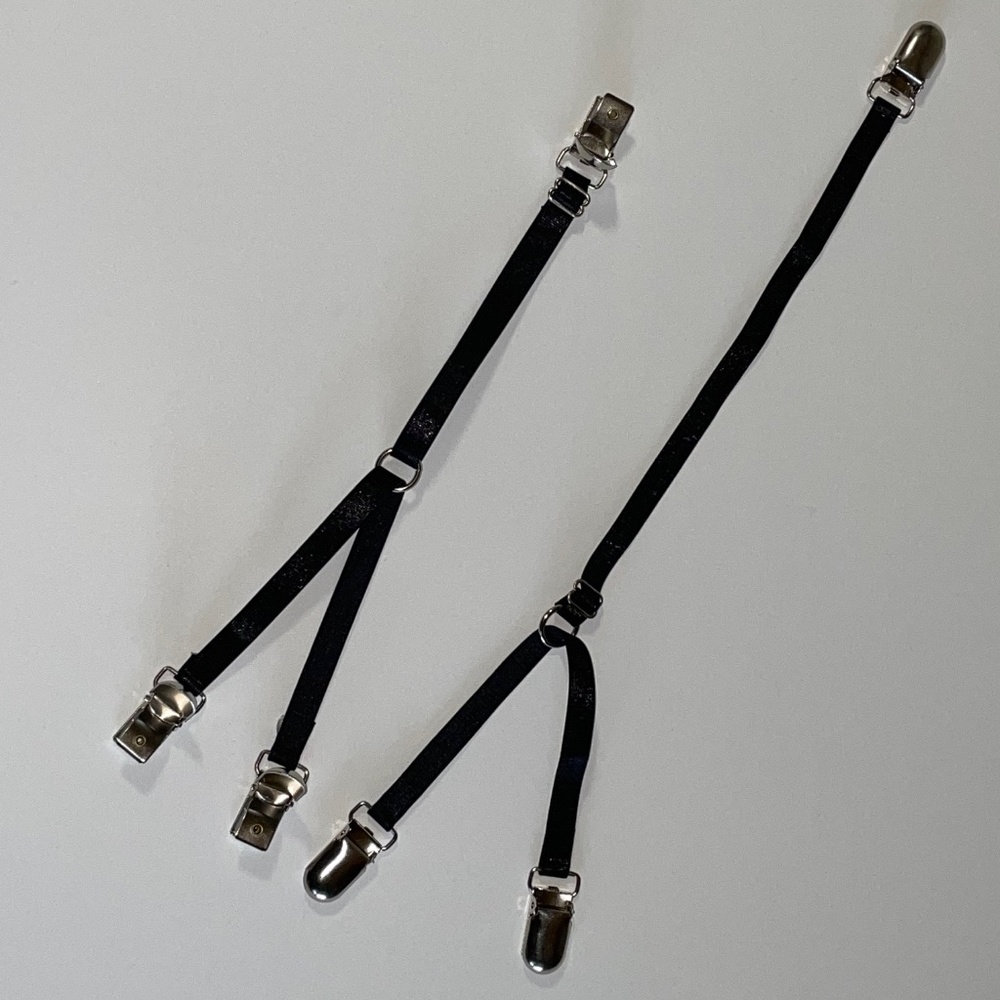 Adjustable double clip Garter with 3 claws.